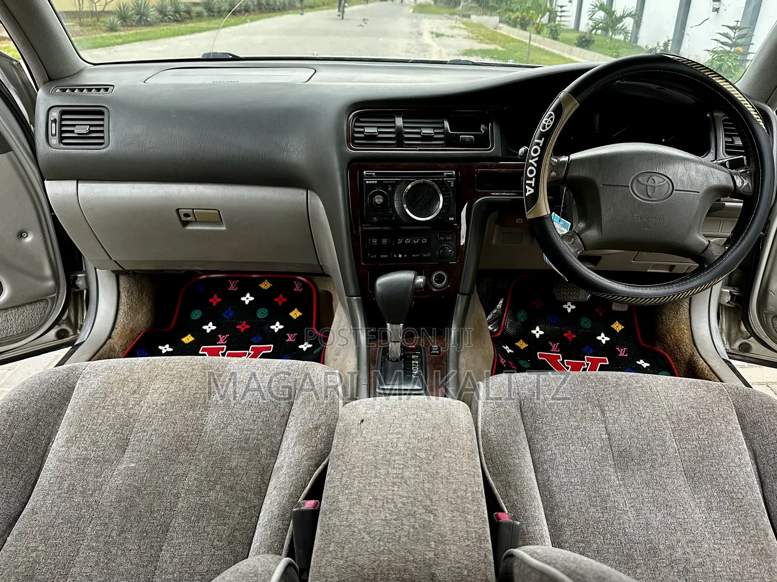 Toyota Cresta 2001 Silver