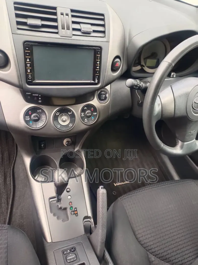 Toyota Vanguard 2009 Black