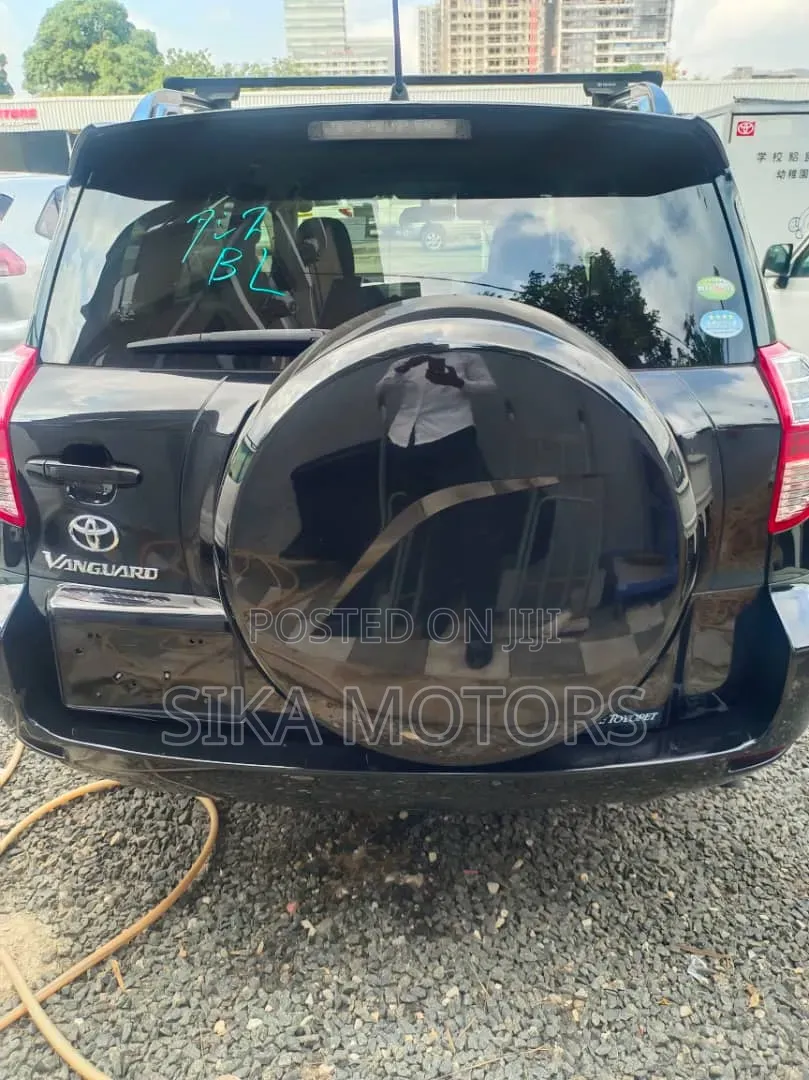 Toyota Vanguard 2009 Black