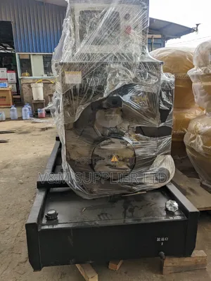 Open Frame Generator 160kw(200kva)