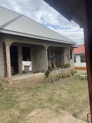 4bdrm House in Bunju for sale