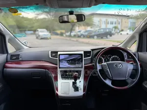 Toyota Alphard 2009 White