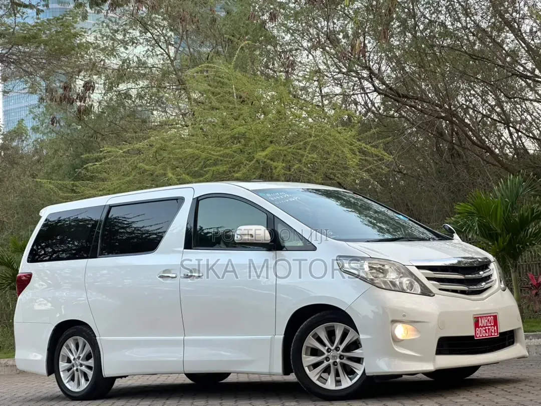 Toyota Alphard 2009 White