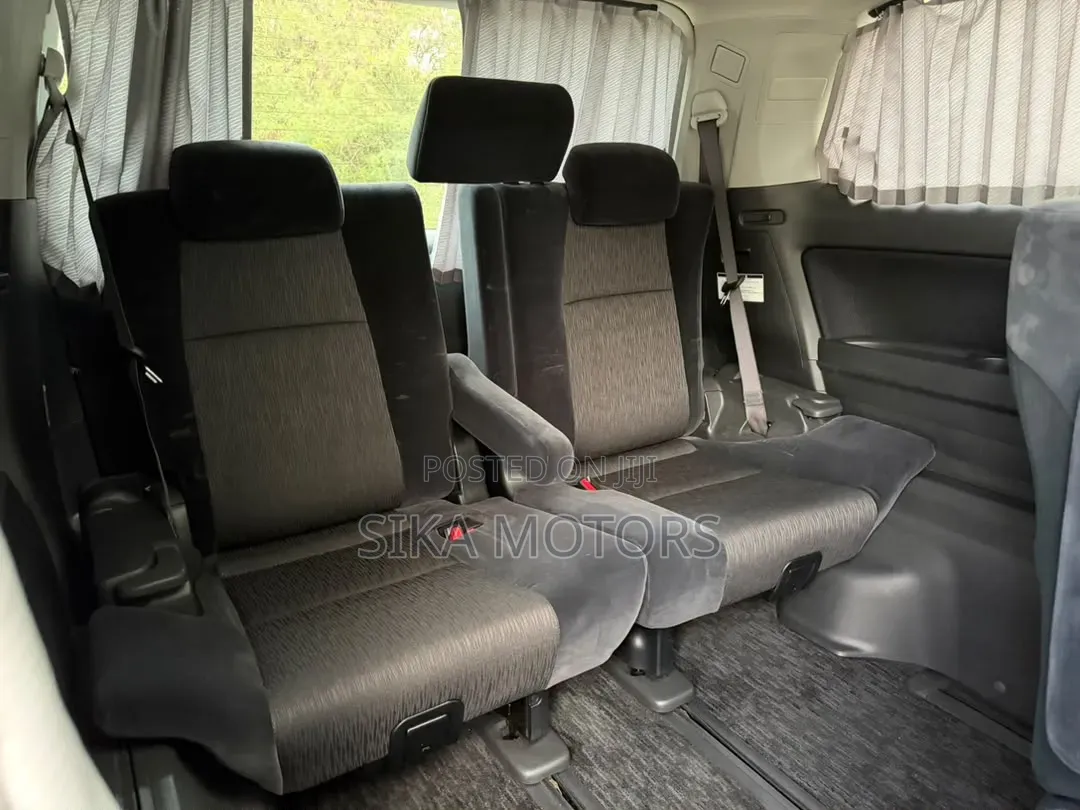 Toyota Alphard 2009 White