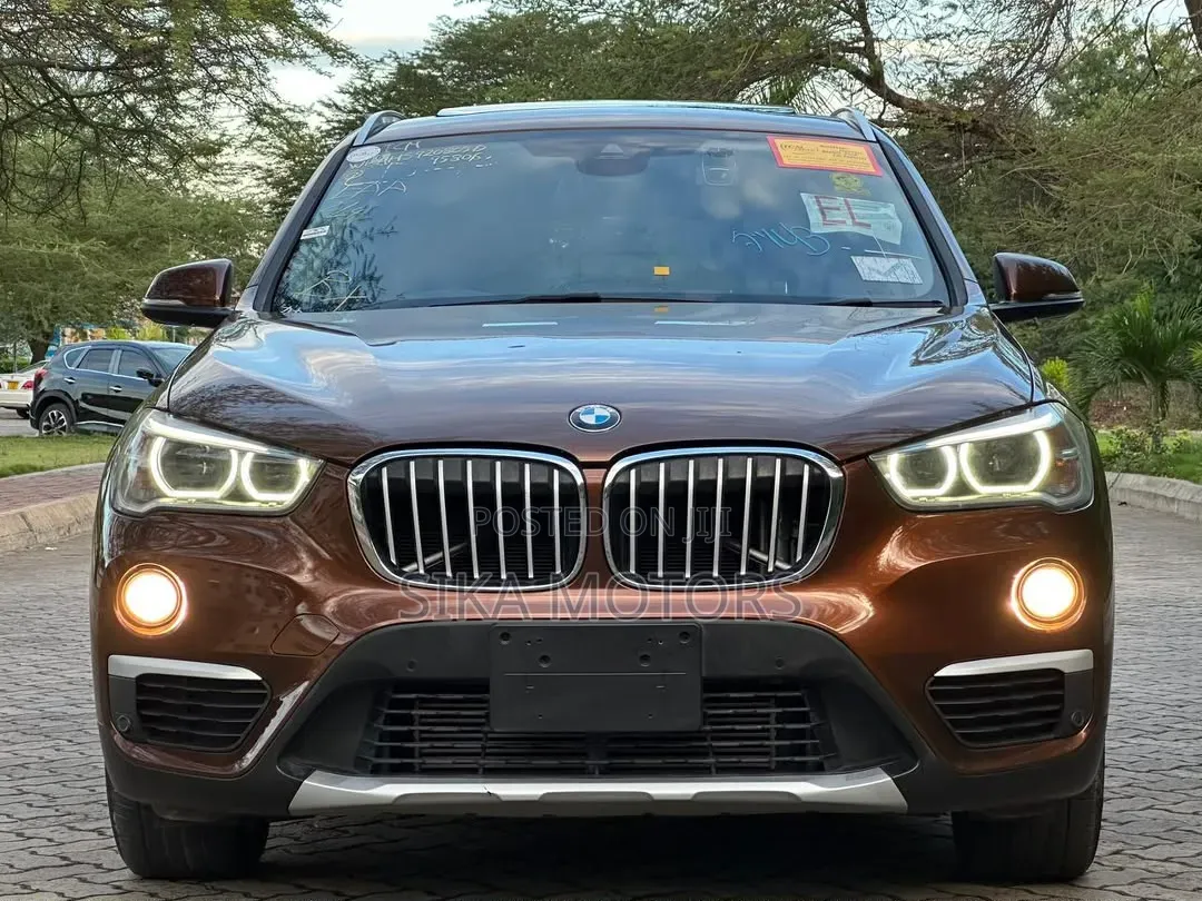 BMW X1 xDrive28i AWD 2016 Brown
