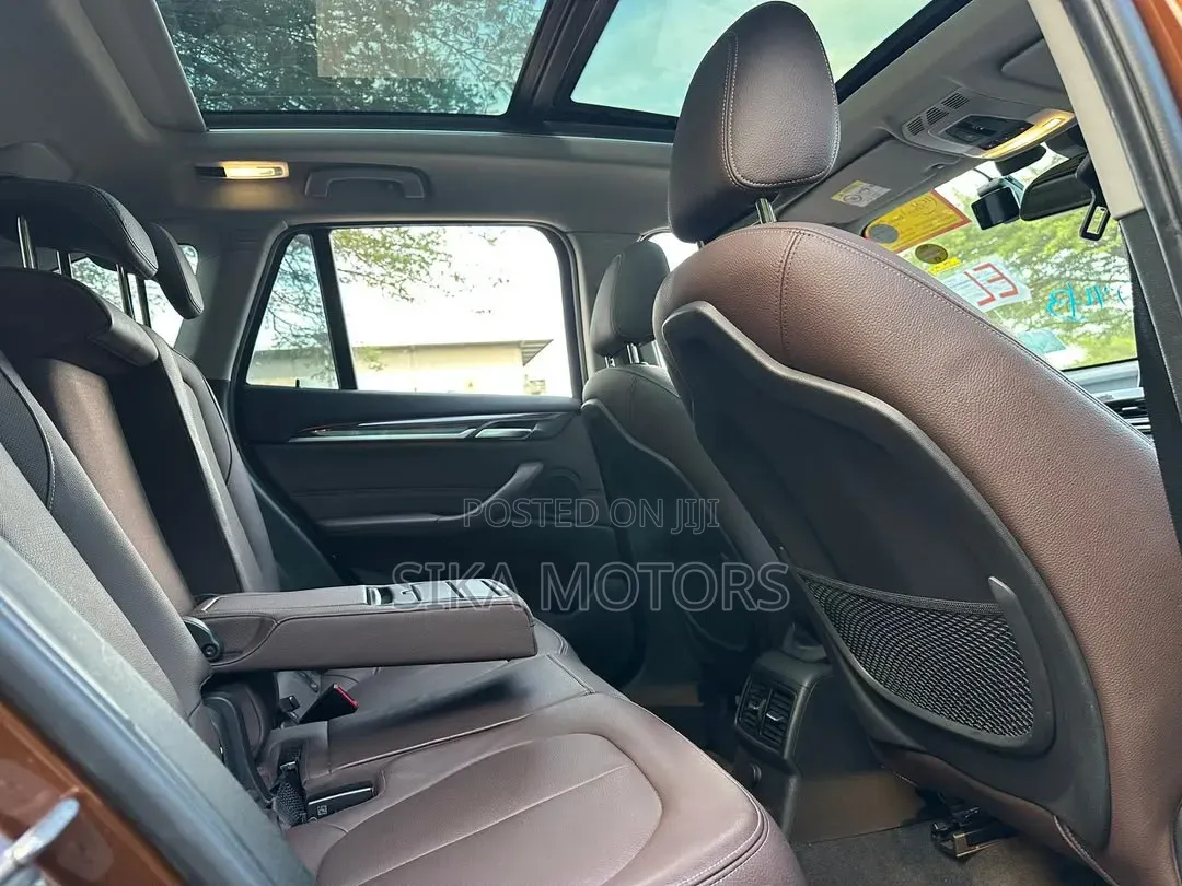 BMW X1 xDrive28i AWD 2016 Brown