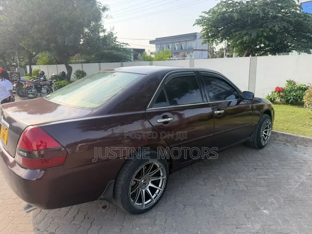 Toyota Mark II 2004 Burgundy