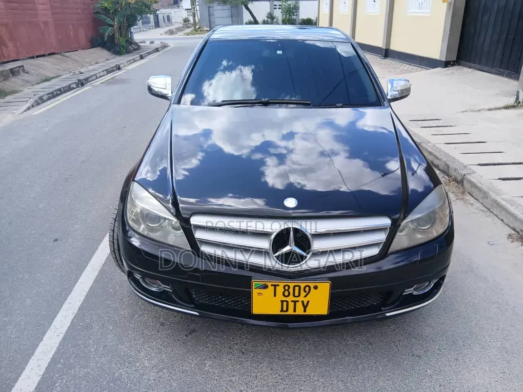 Mercedes-Benz C-Class 2007 Black