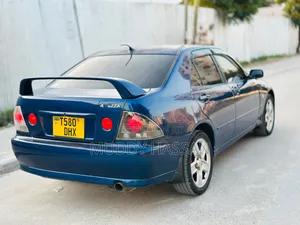 Toyota Altezza 2001 Blue
