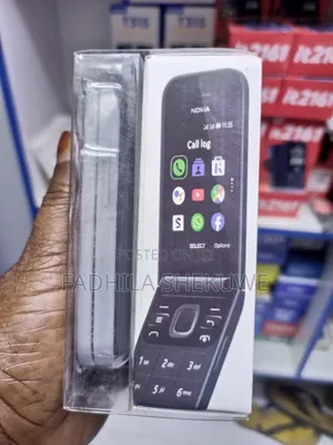 New Nokia 2720 Flip 512 GB White