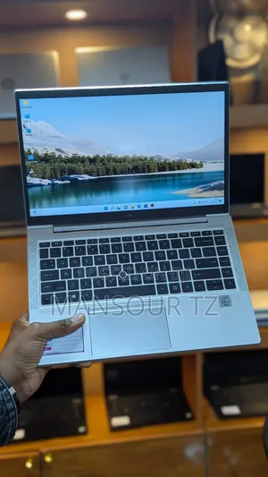 New Laptop HP EliteBook 840 G5 16GB Intel Core i5 SSD 256GB