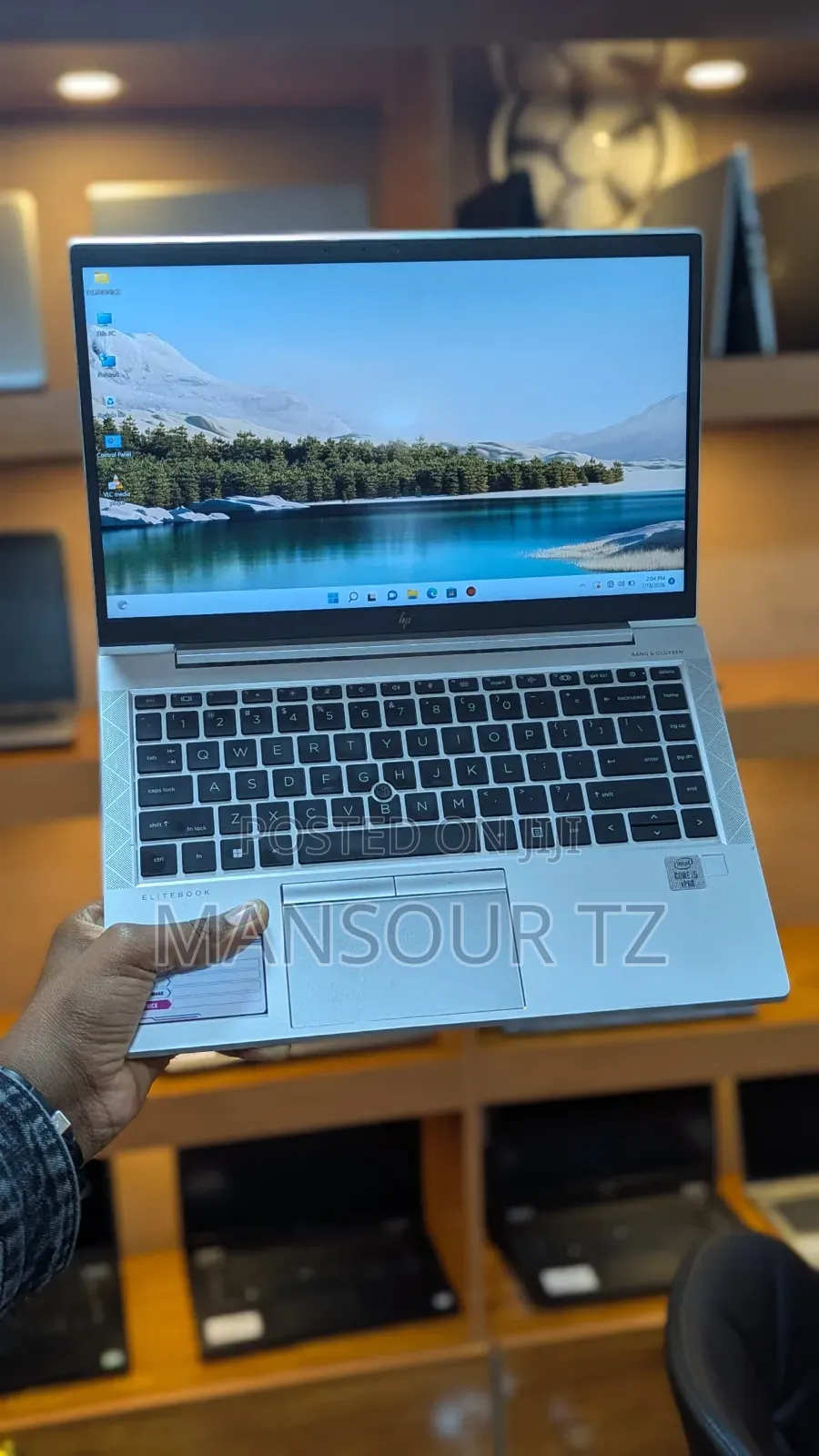 New Laptop HP EliteBook 840 G5 16GB Intel Core i5 SSD 256GB