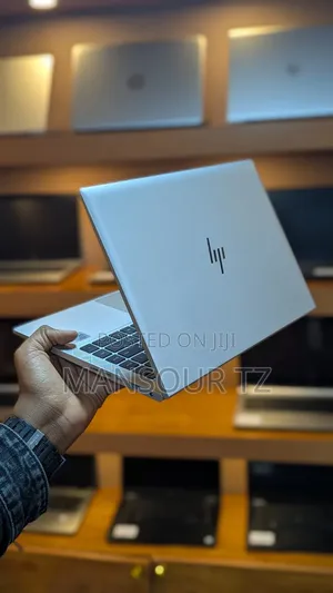 New Laptop HP EliteBook 840 G5 16GB Intel Core i5 SSD 256GB