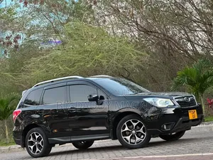Subaru Forester 2014 Black