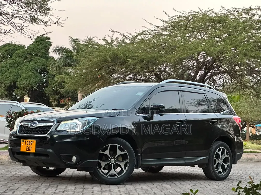 Subaru Forester 2014 Black