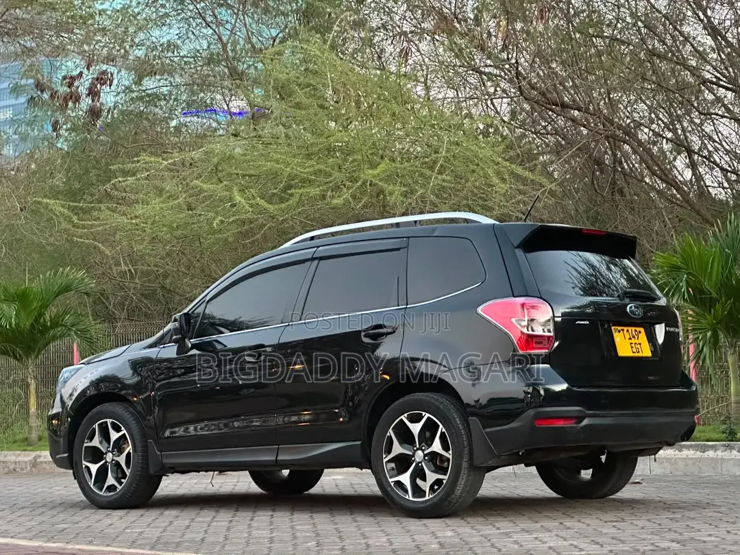 Subaru Forester 2014 Black