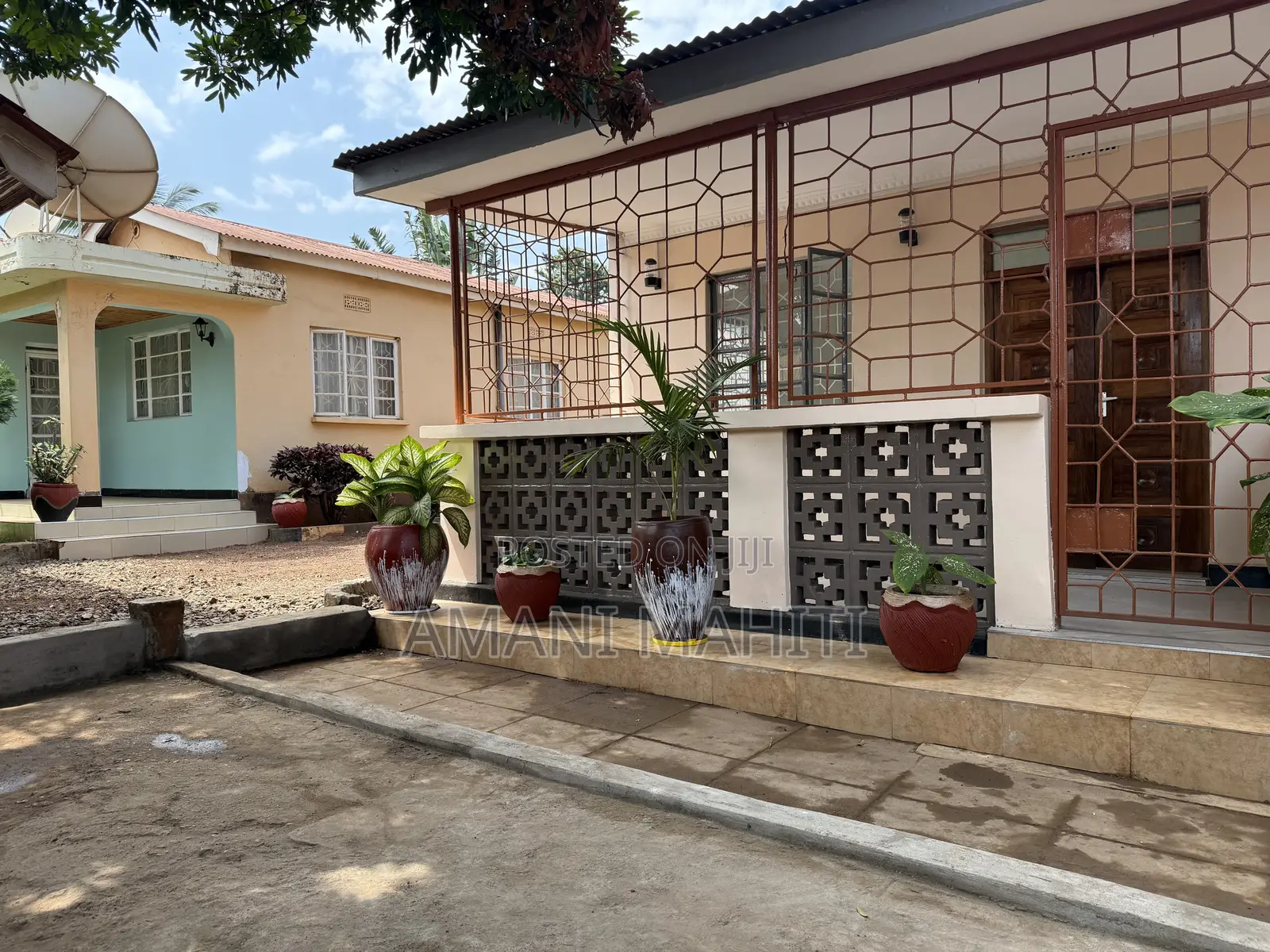 3bdrm Bungalow in Moshi Urban for rent