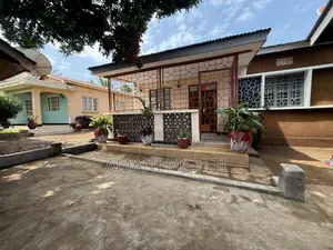 3bdrm Bungalow in Moshi Urban for rent