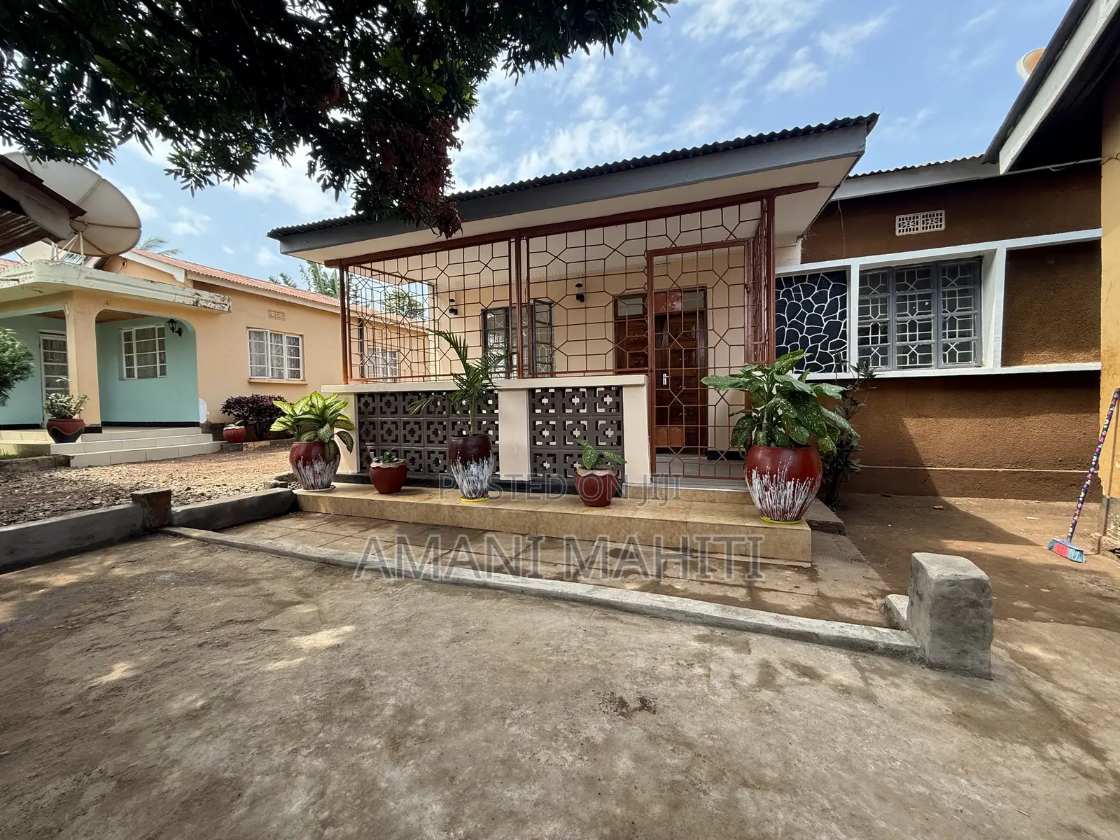 3bdrm Bungalow in Moshi Urban for rent