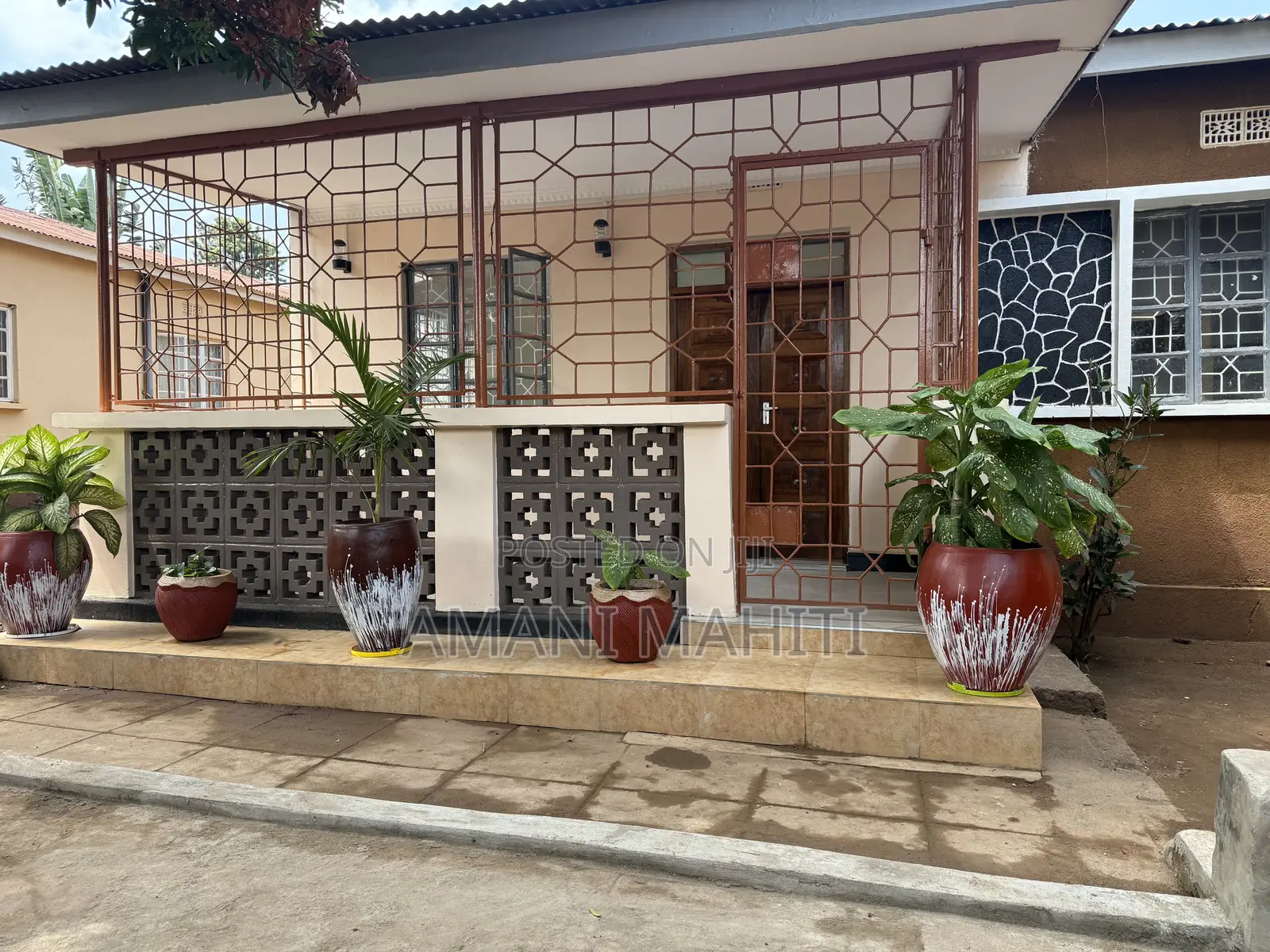 3bdrm Bungalow in Moshi Urban for rent
