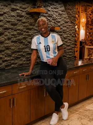 Rafiki Zangu Nina Jersey Nzuri Sana