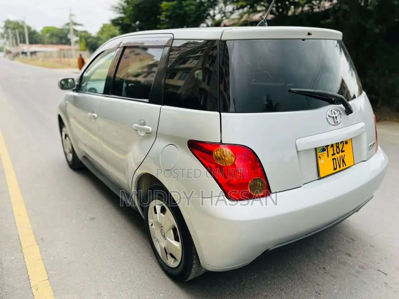 Toyota IST 2005 Silver