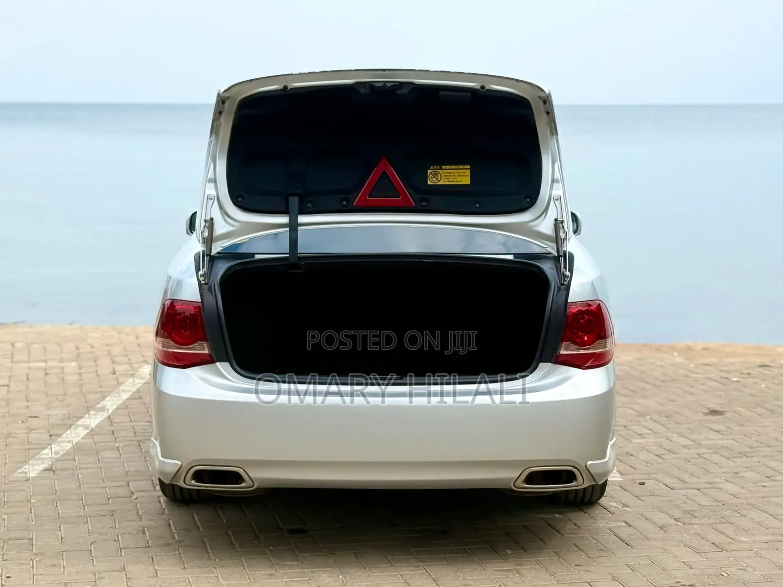 Toyota Crown 2012 Silver