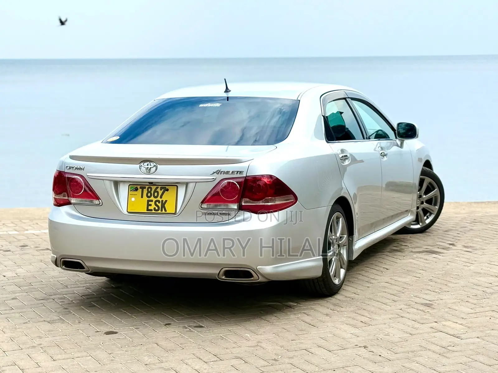 Toyota Crown 2012 Silver