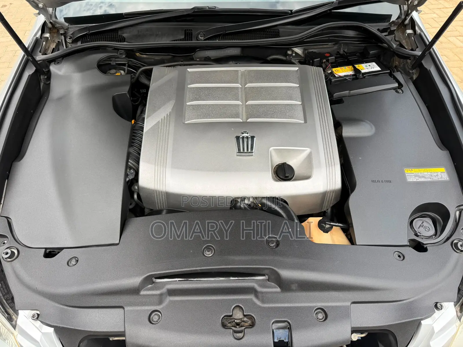 Toyota Crown 2012 Silver