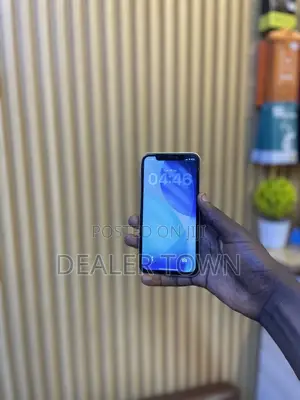 Apple iPhone 11 64 GB Yellow