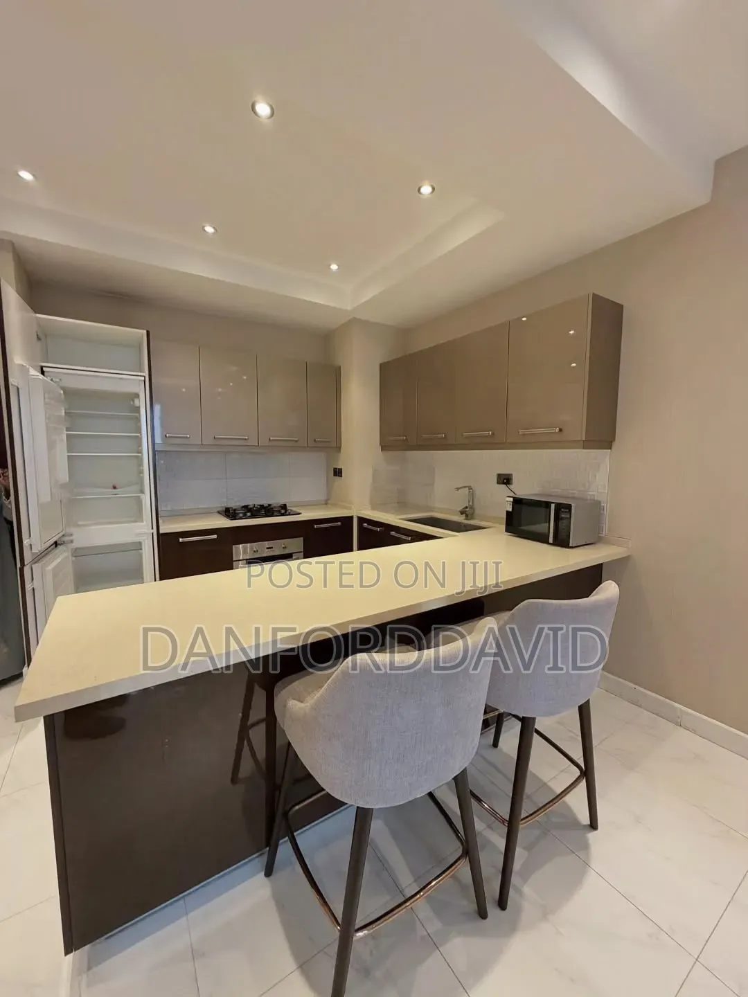 Furnished 1bdrm Apartment in Kahwa Real Estate, Oyster Bay for rent
