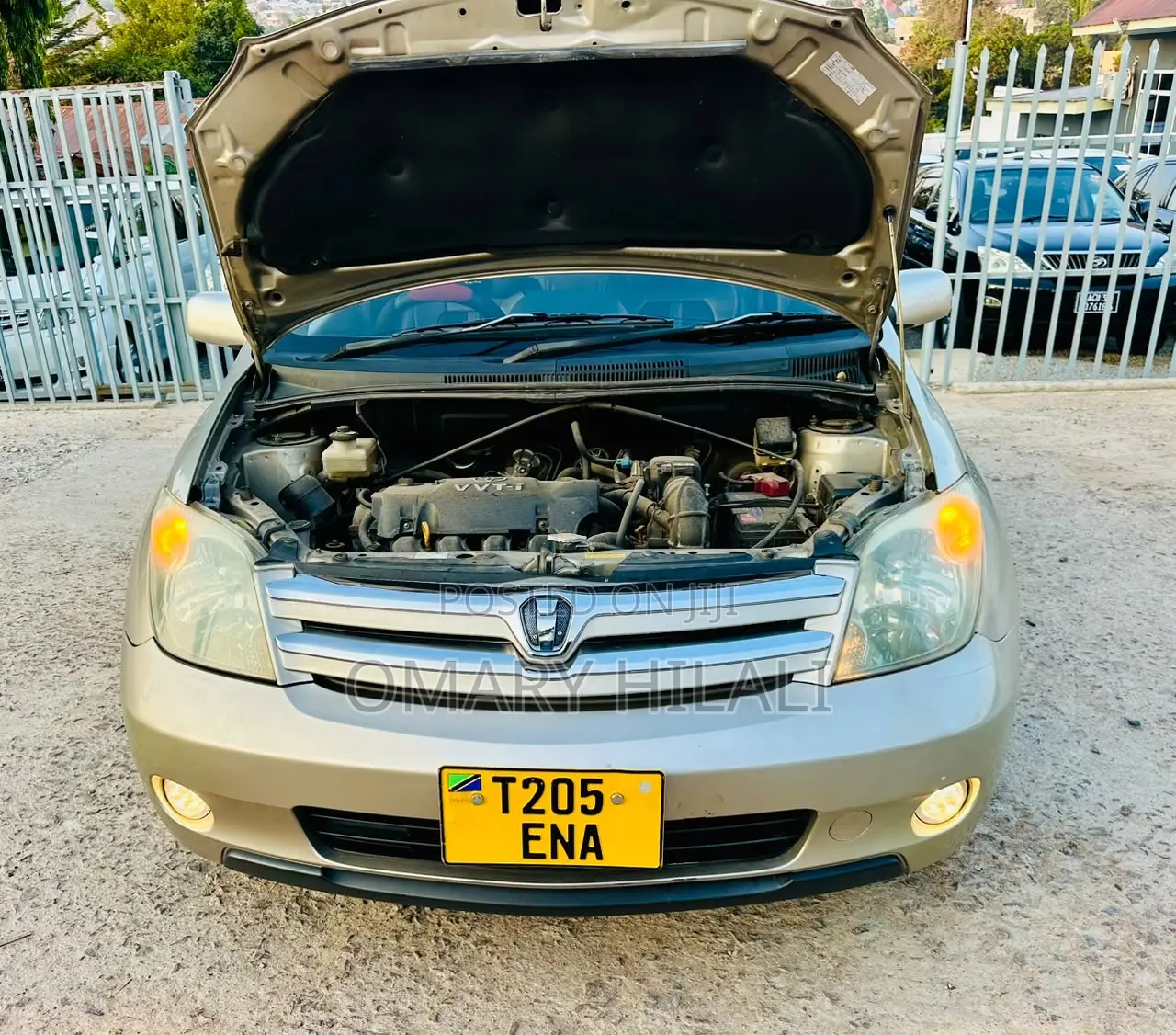 Toyota IST 2005 Silver
