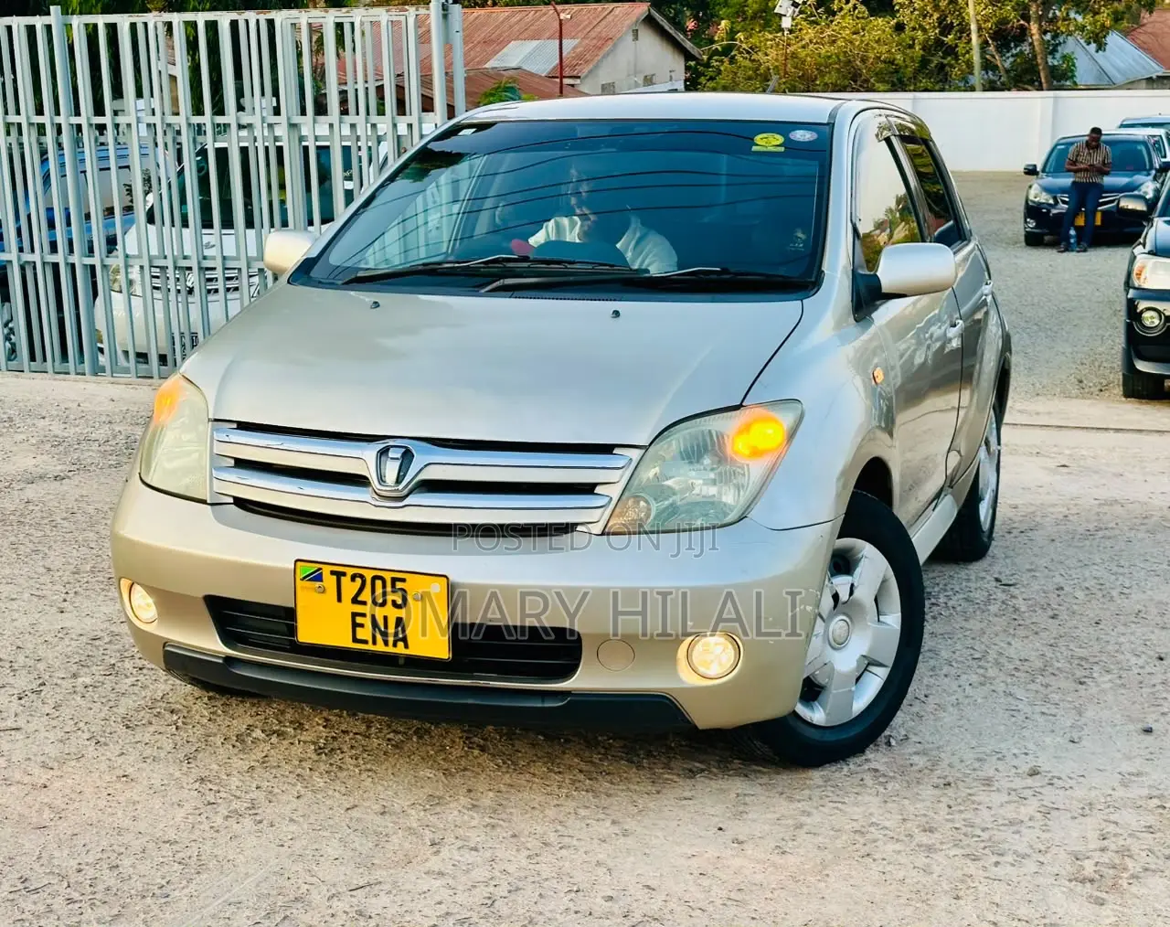 Toyota IST 2005 Silver