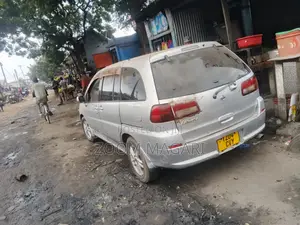 Nissan Liberty 2003 Silver