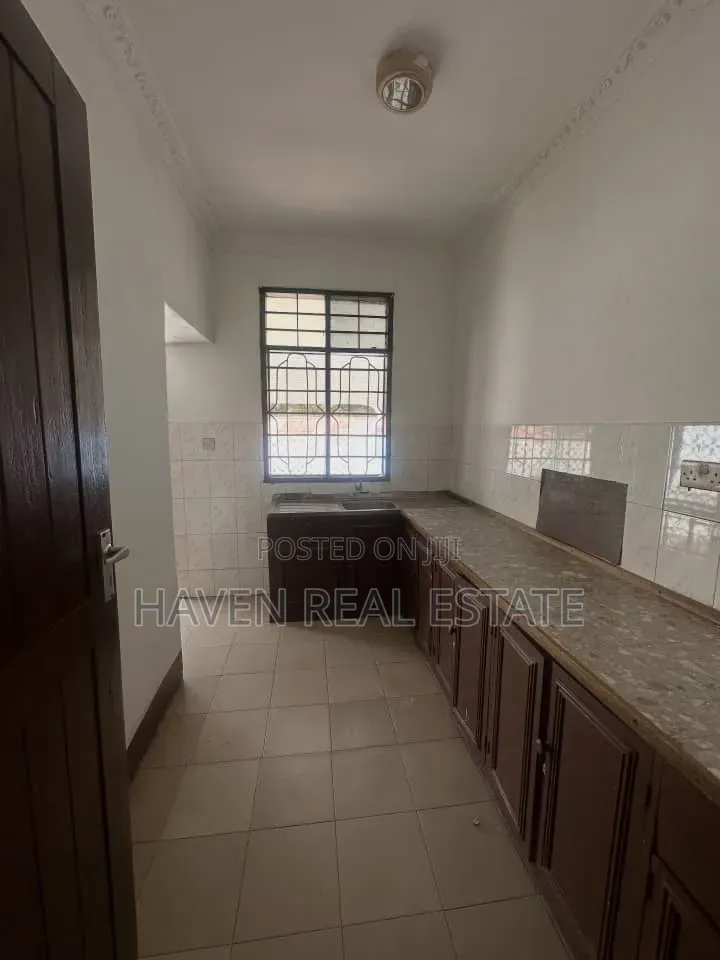 3bdrm House in Mikocheni for rent