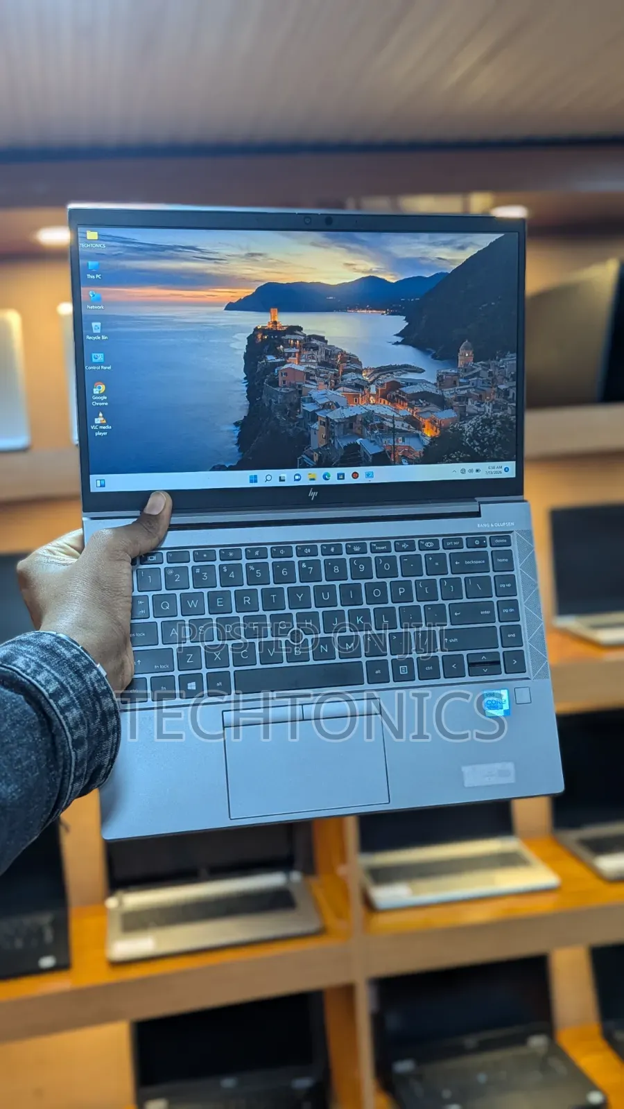 New Laptop HP ZBook Firefly G8 16GB Intel Core i5 SSD 512GB