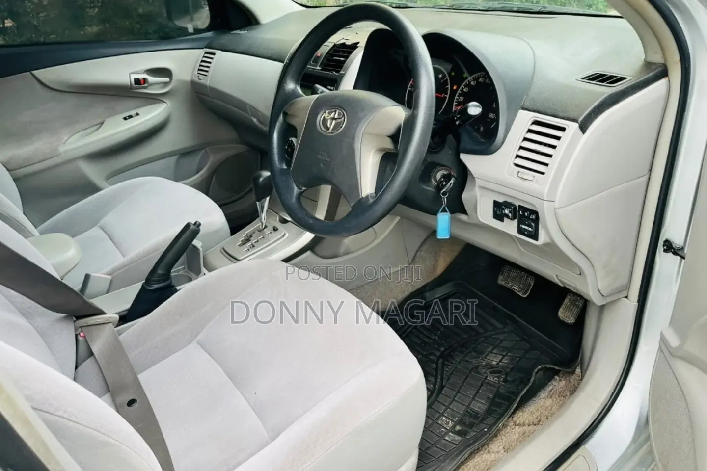 Toyota Axio 2009 Silver