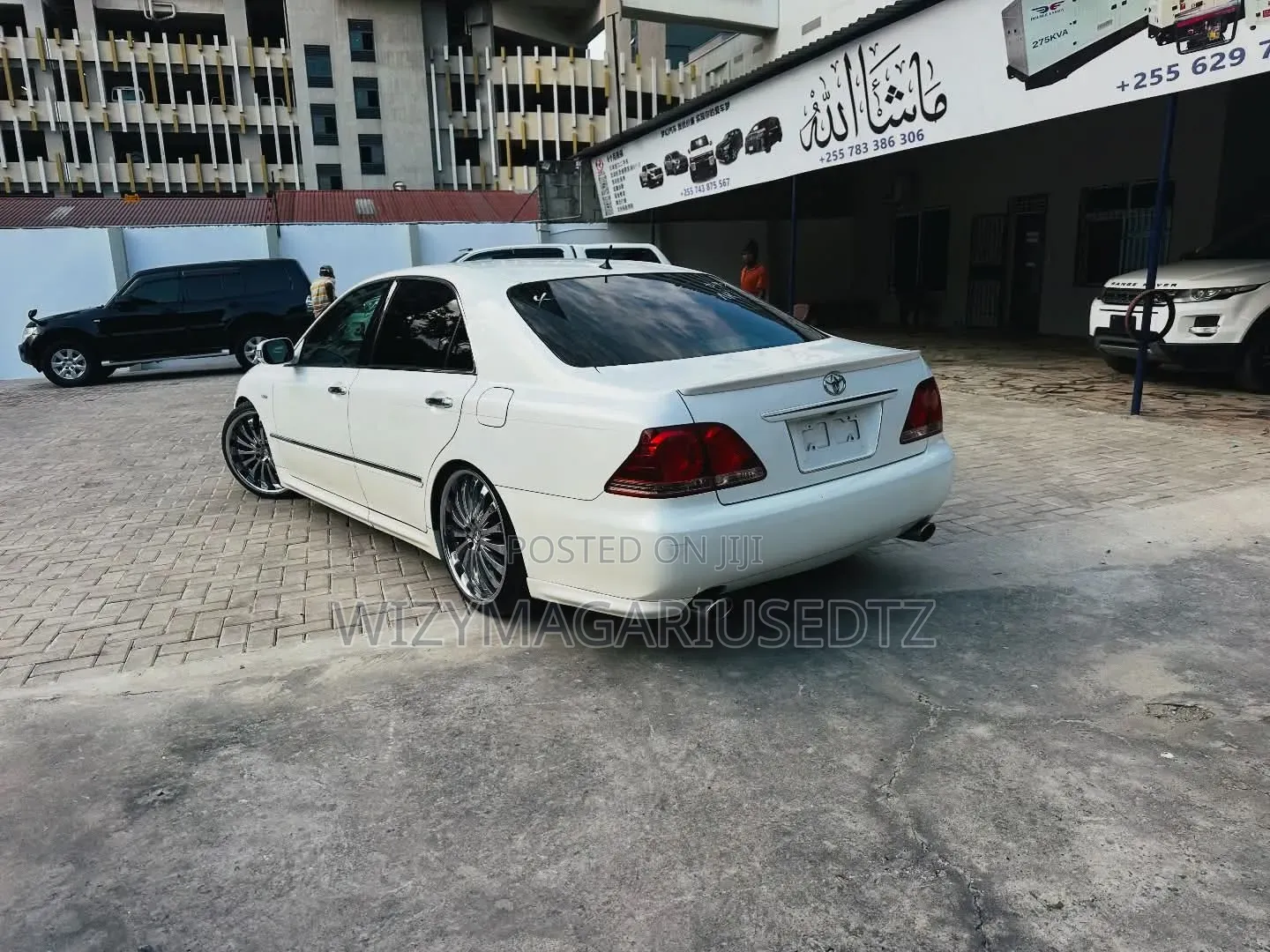 Toyota Crown 2006 Ivory
