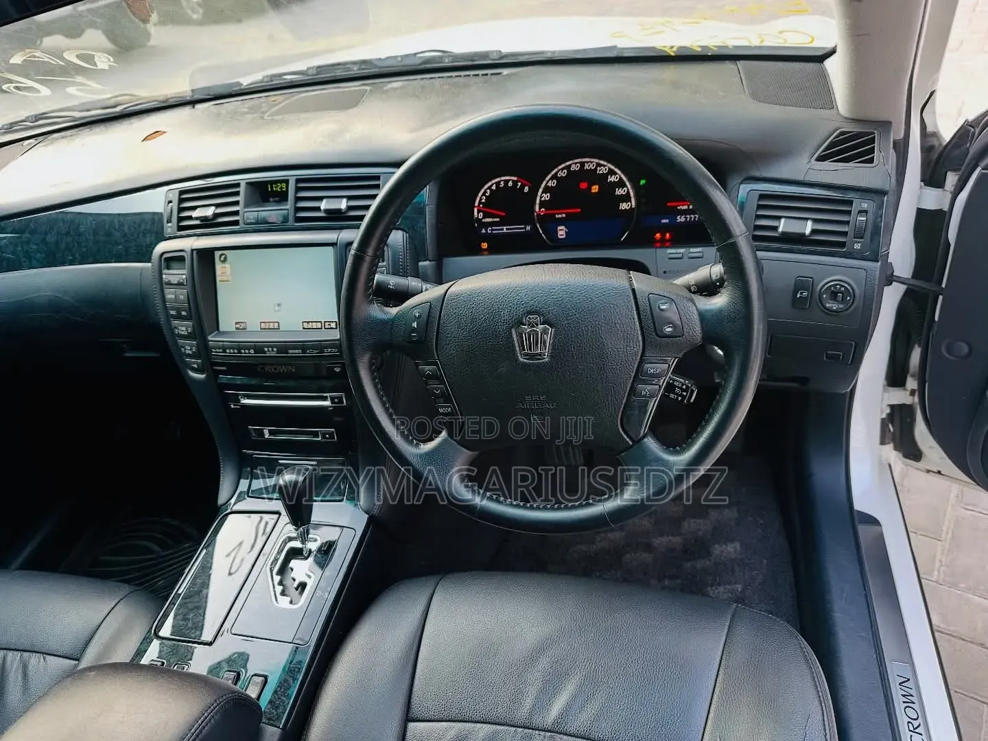 Toyota Crown 2006 Ivory