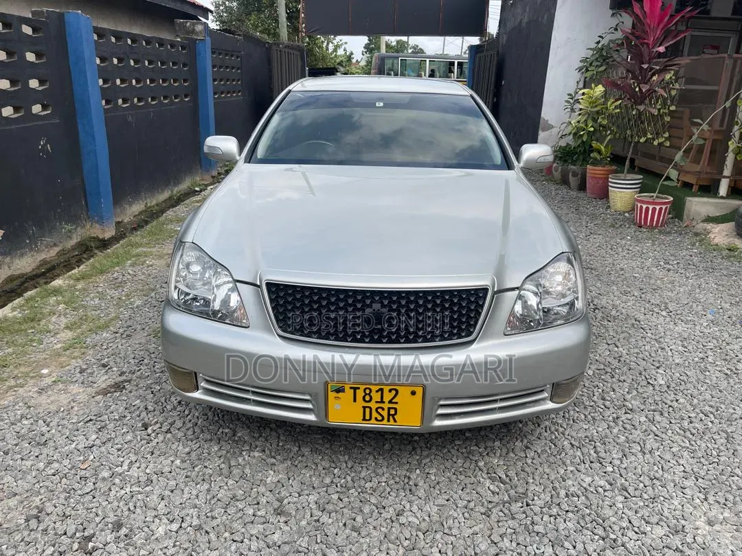 Toyota Crown 2007 Silver