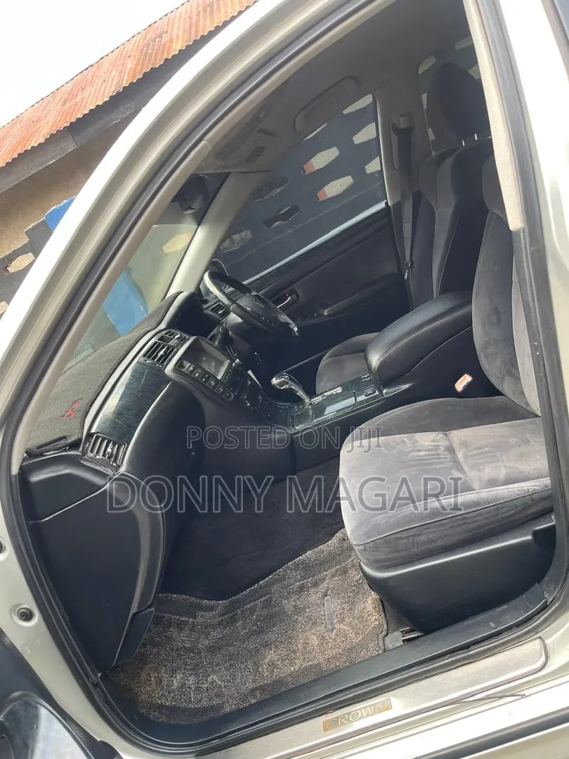 Toyota Crown 2007 Silver
