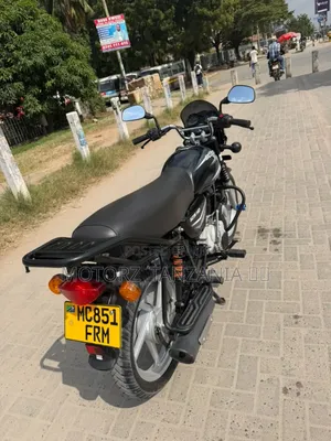 Bajaj Boxer 125 2026 Black
