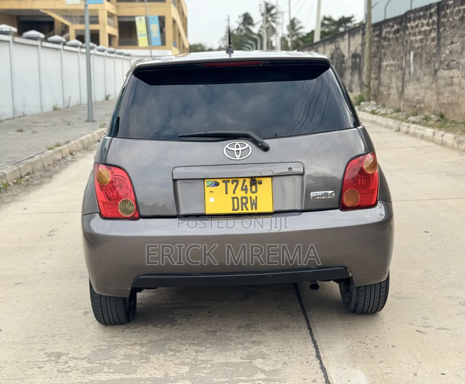 Toyota IST 2004 Gray