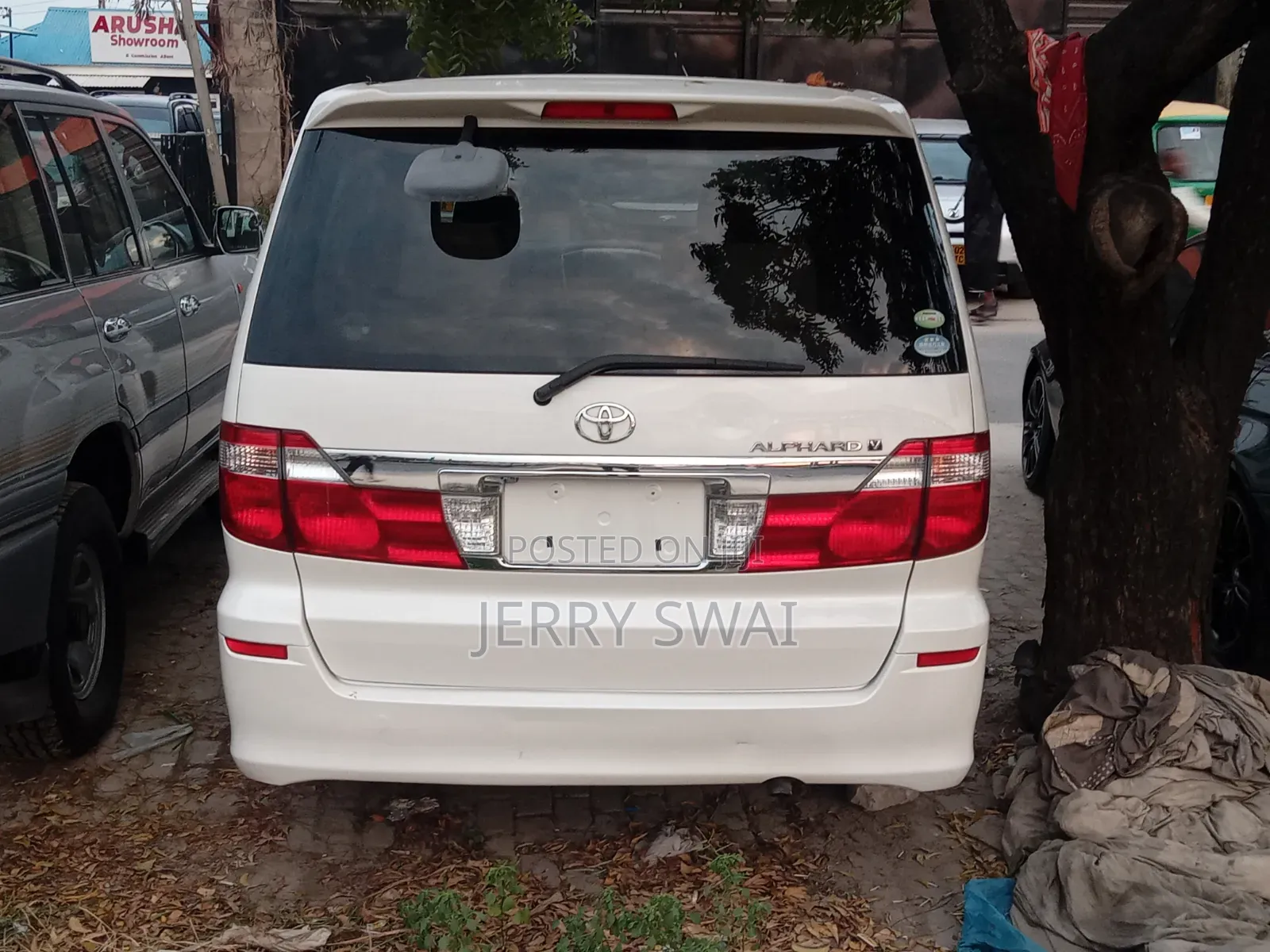 Toyota Alphard 2004 White