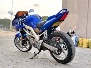Suzuki SFV650 2021 Blue