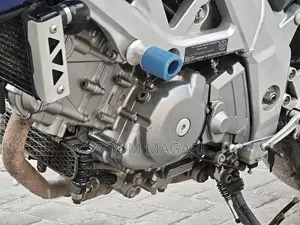 Suzuki SFV650 2021 Blue