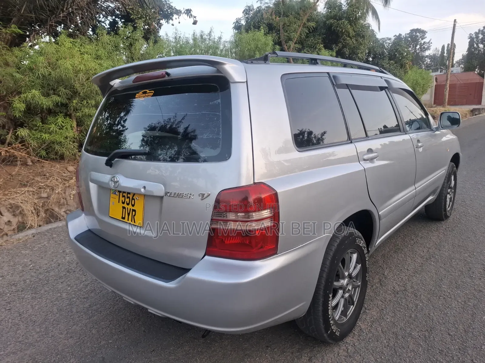 Toyota Kluger 2010 Silver