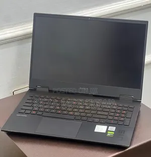 Laptop 16GB Intel Core i7 SSD 512GB