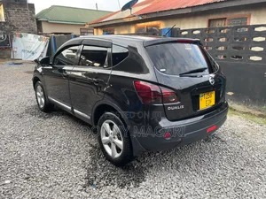 Nissan Dualis 2010 Black