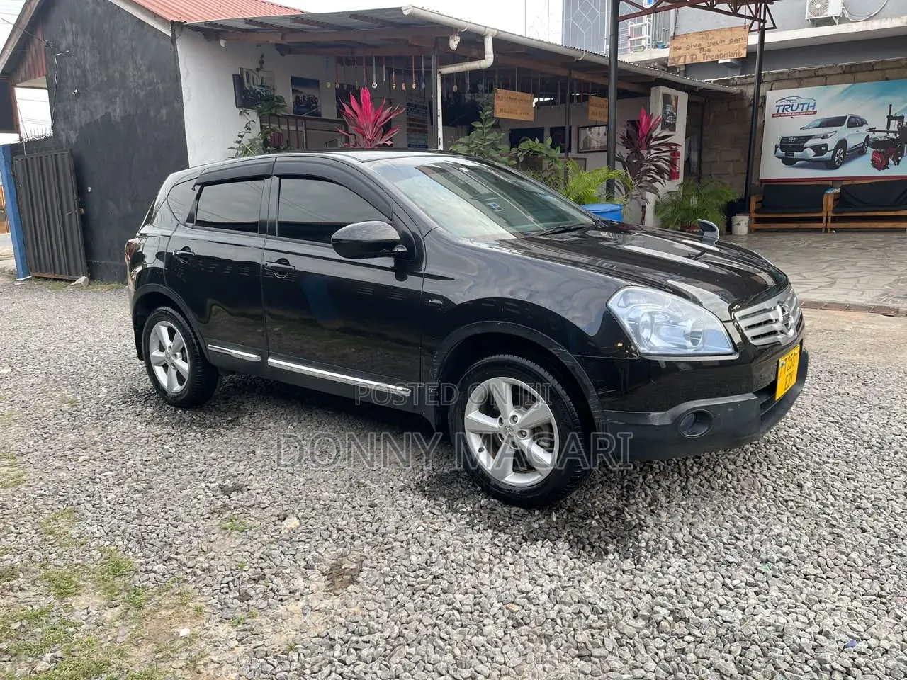 Nissan Dualis 2010 Black